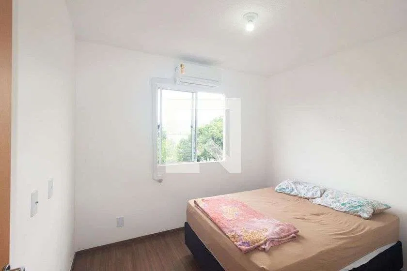 Furnished 2-bedroom apartment with open-plan kitchen — photo 3