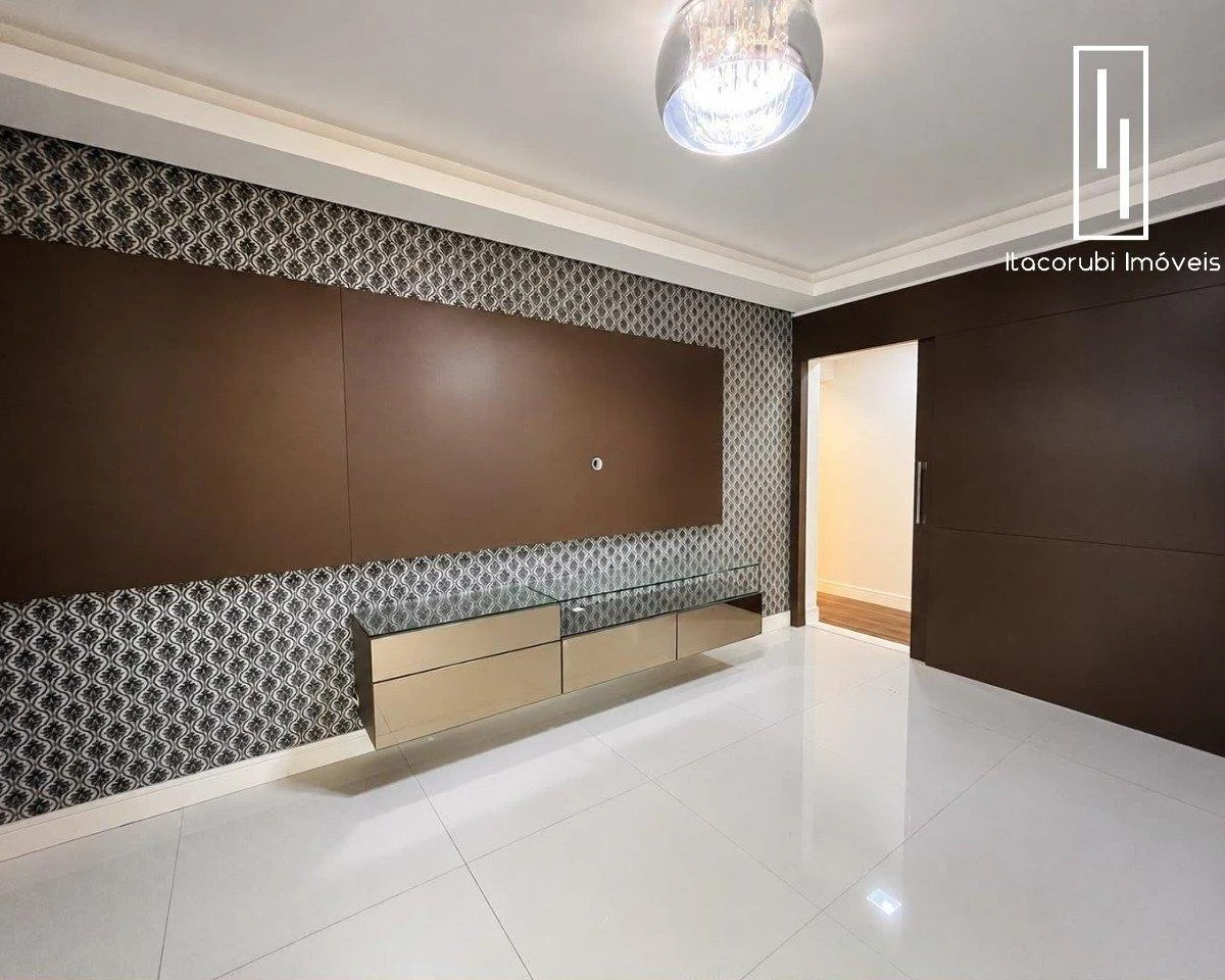 Furnished apartment with enclosed balcony and grill