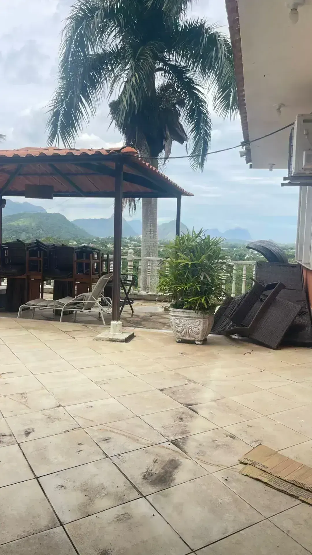 Furnished house with 5 en-suite bedrooms and 10 baths — photo 23