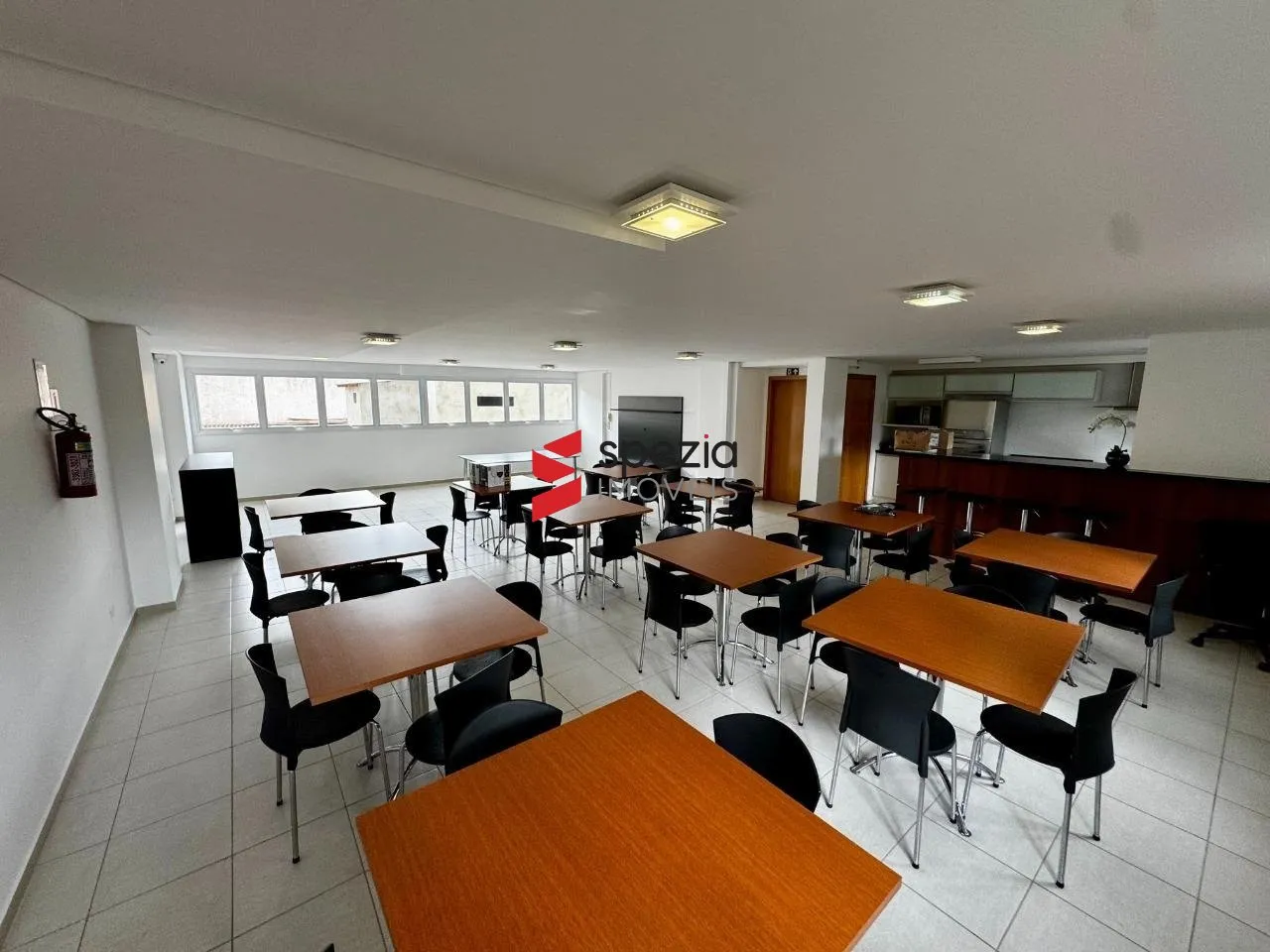 Рабочее место и 2 спальни: квартира 52 м² — photo 27
