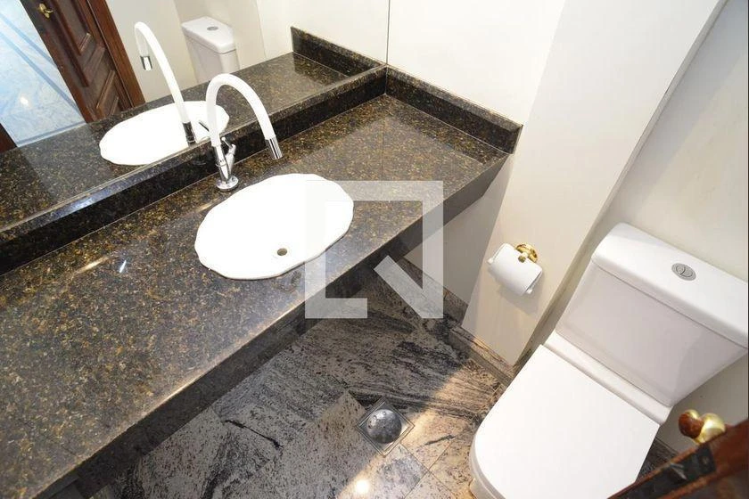 Unfurnished apartment with 2 en-suite bedrooms — photo 46
