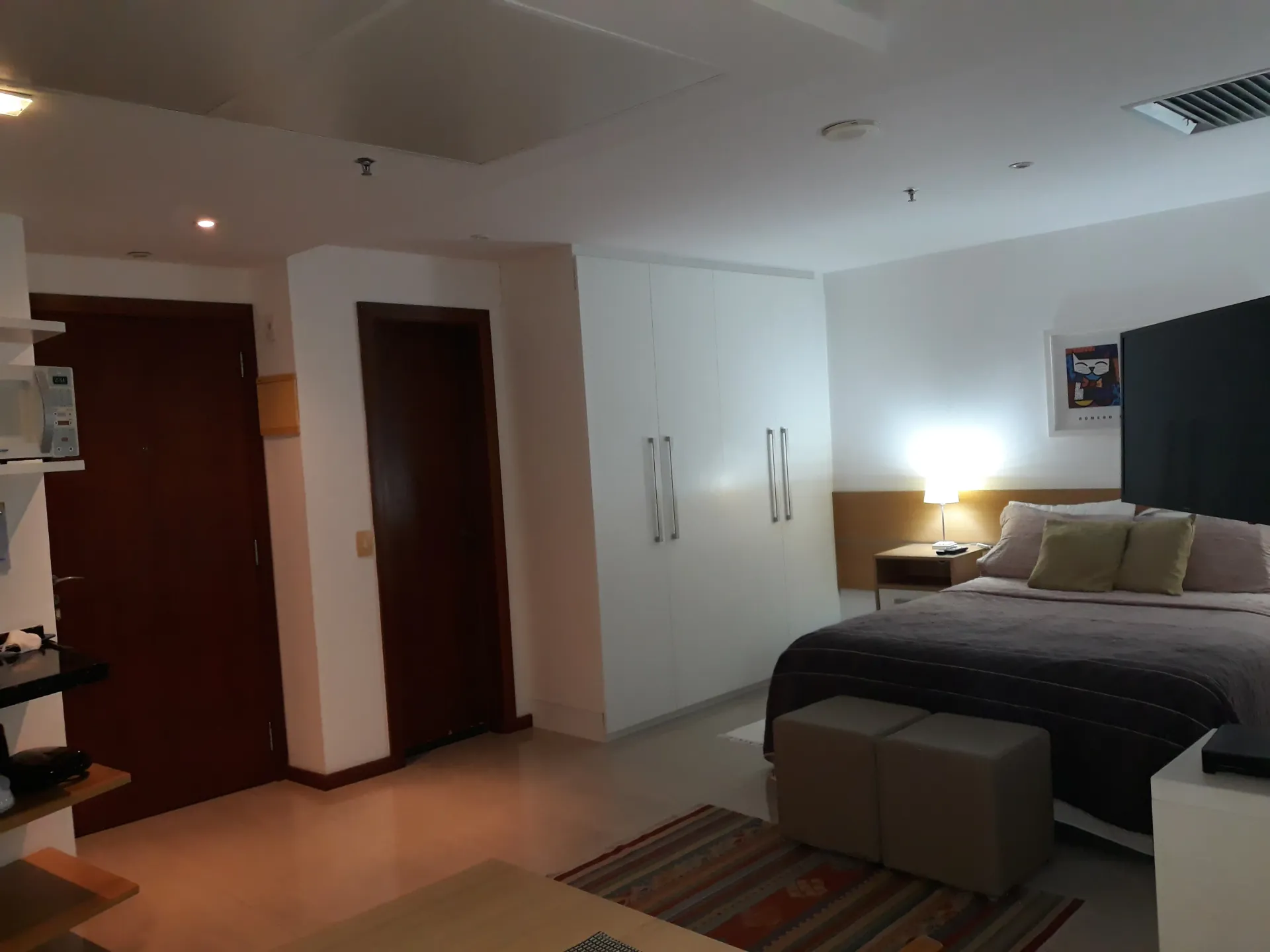 Apartment on the 6th floor with a water view — photo 3
