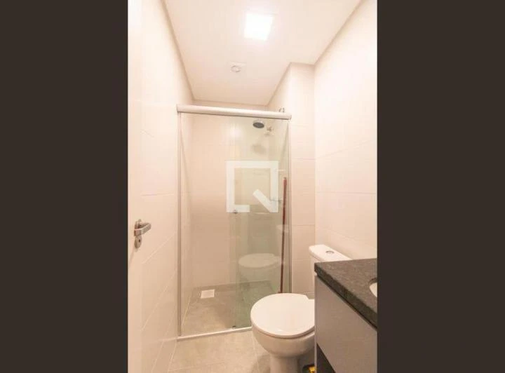Furnished 19 m² studio with 1 bedroom and 1 bathroom — photo 4