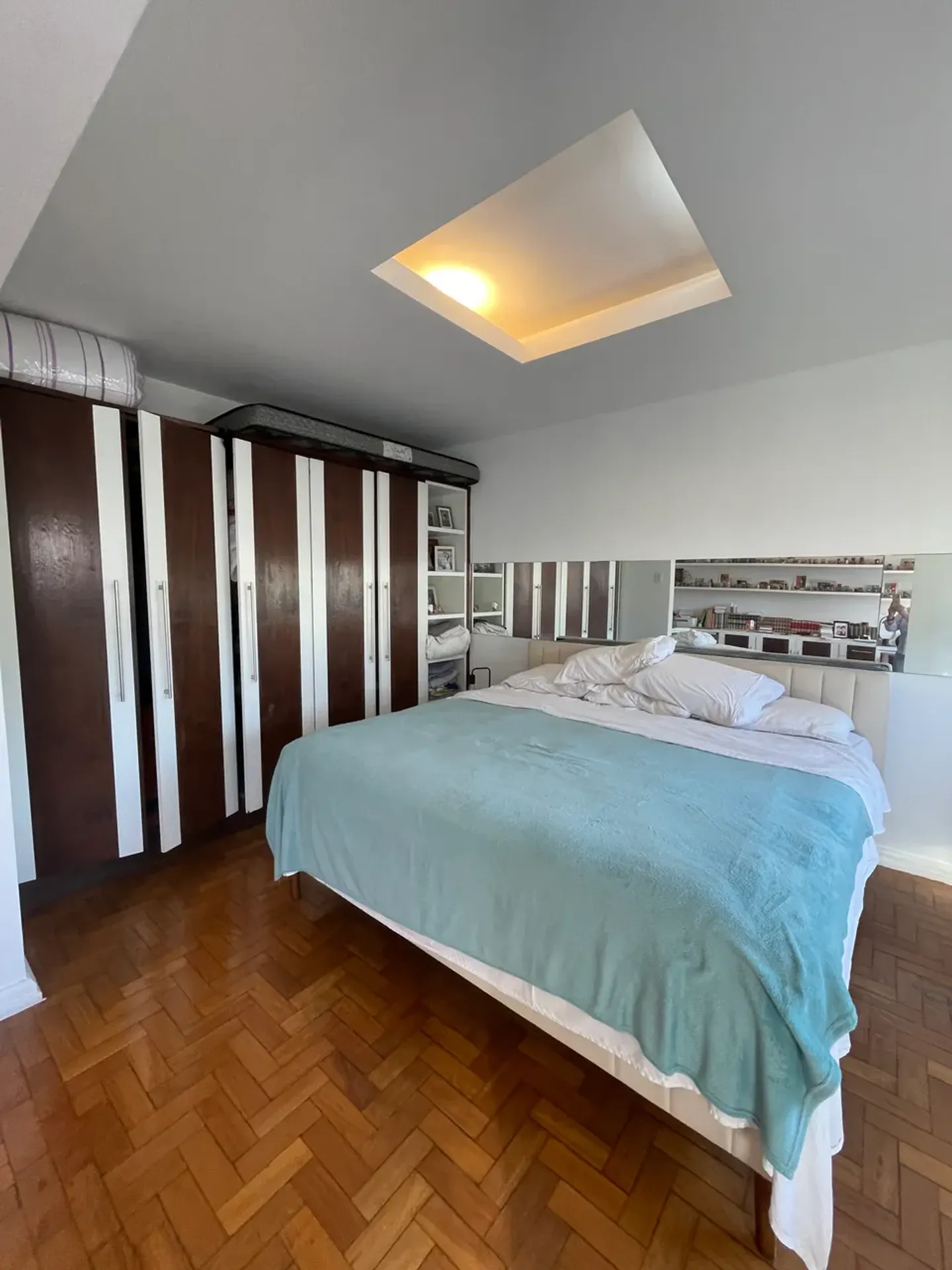 Apartamento mobiliado com 4 quartos e 5 banheiros — photo 27