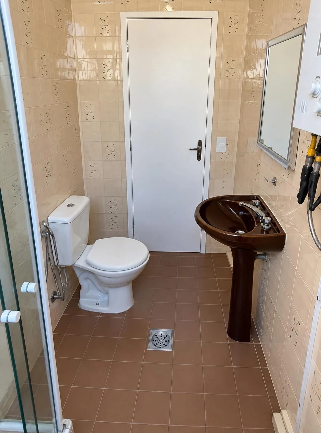 Apartment, 50 m², with wood or laminate floors — photo 5