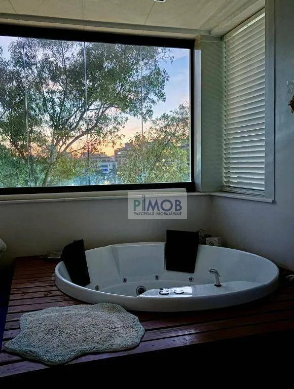 Furnished 2-bedroom apartment with 100 m² and parking — photo 19