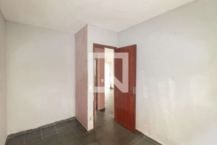 2-bedroom apartment with a separate kitchen and 44 m² — photo 10