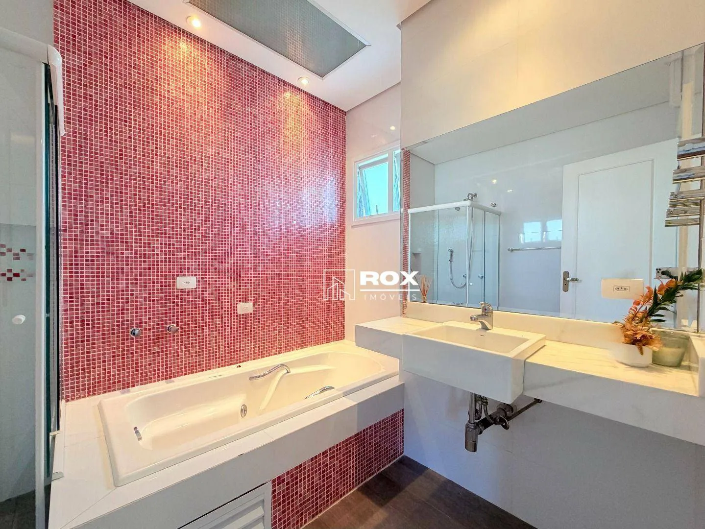 Casa en condominio con 5 dormitorios y piscina — photo 41