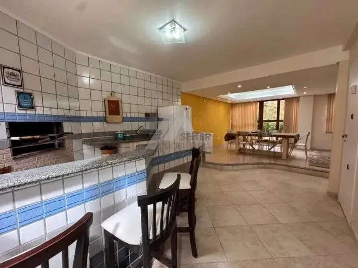 Casa amueblada con 5 dormitorios y 480 m² — photo 25