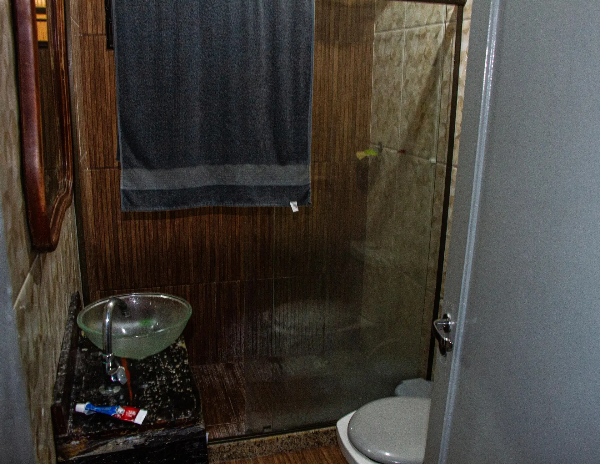 Furnished house with 4 bedrooms, 3 baths and a balcony — photo 33