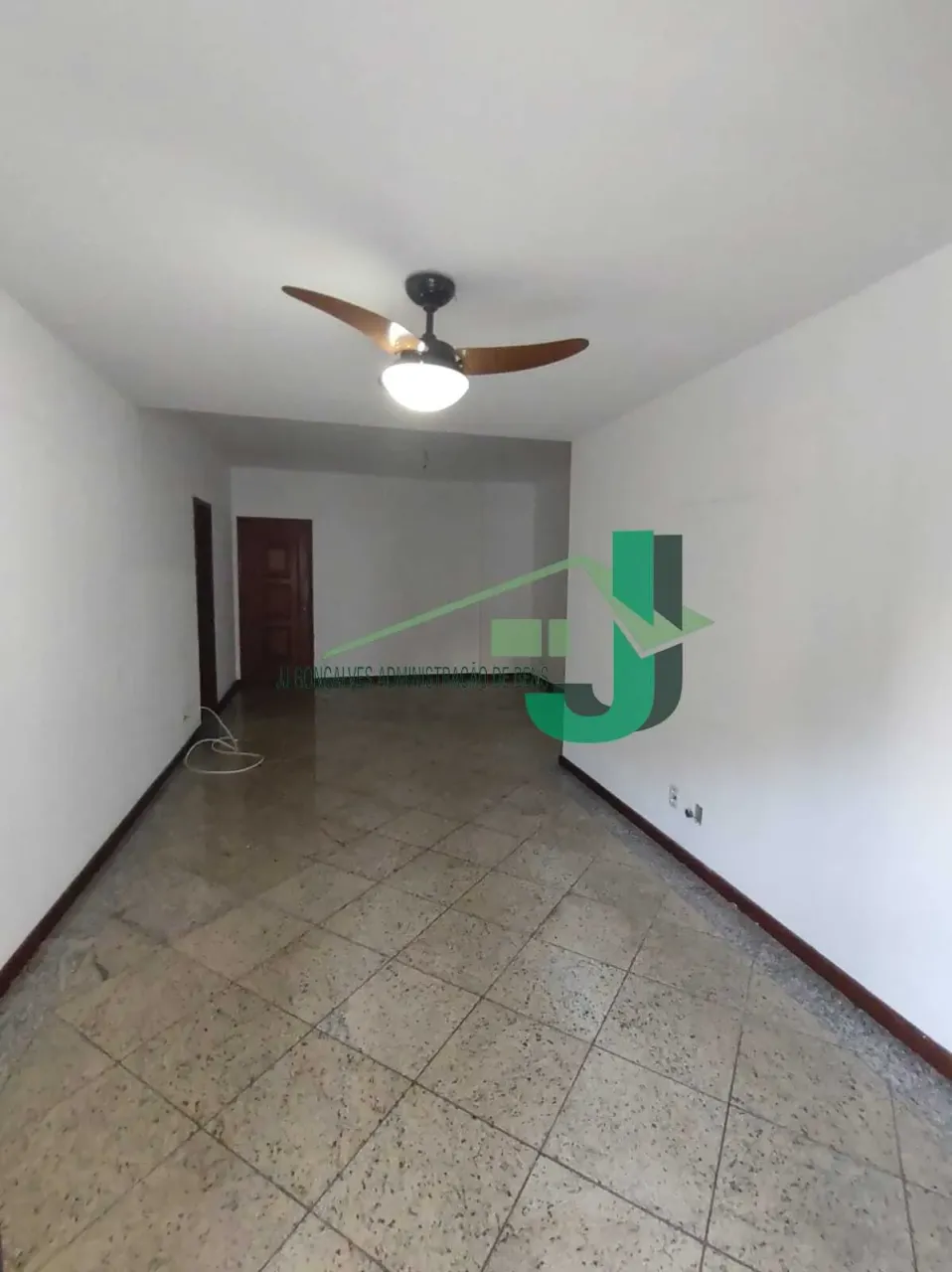 3-bedroom apartment with 3 parking spaces — photo 5