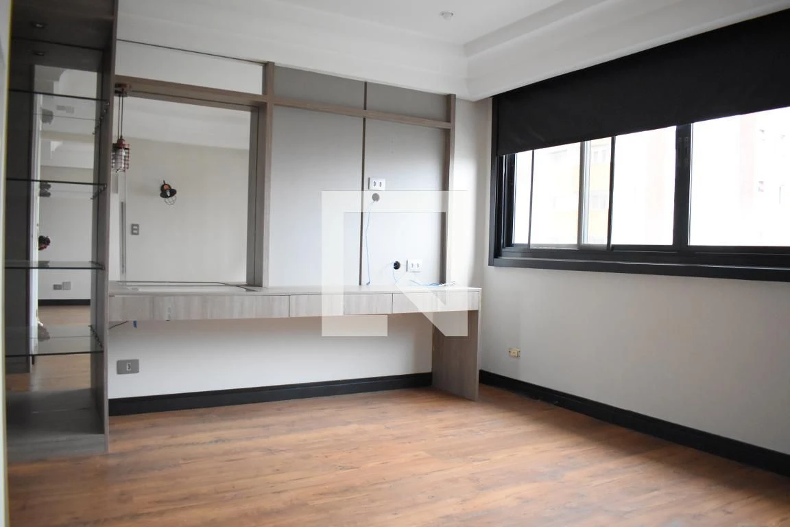 1-bedroom apartment with open-plan kitchen and pool — photo 6