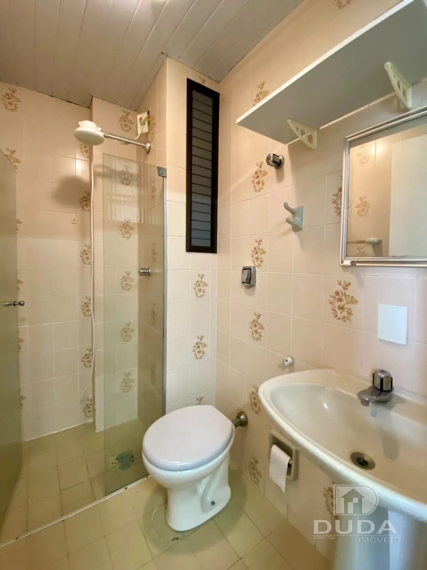 200 m² apartment with a bathtub and floor-to-ceiling windows — photo 26