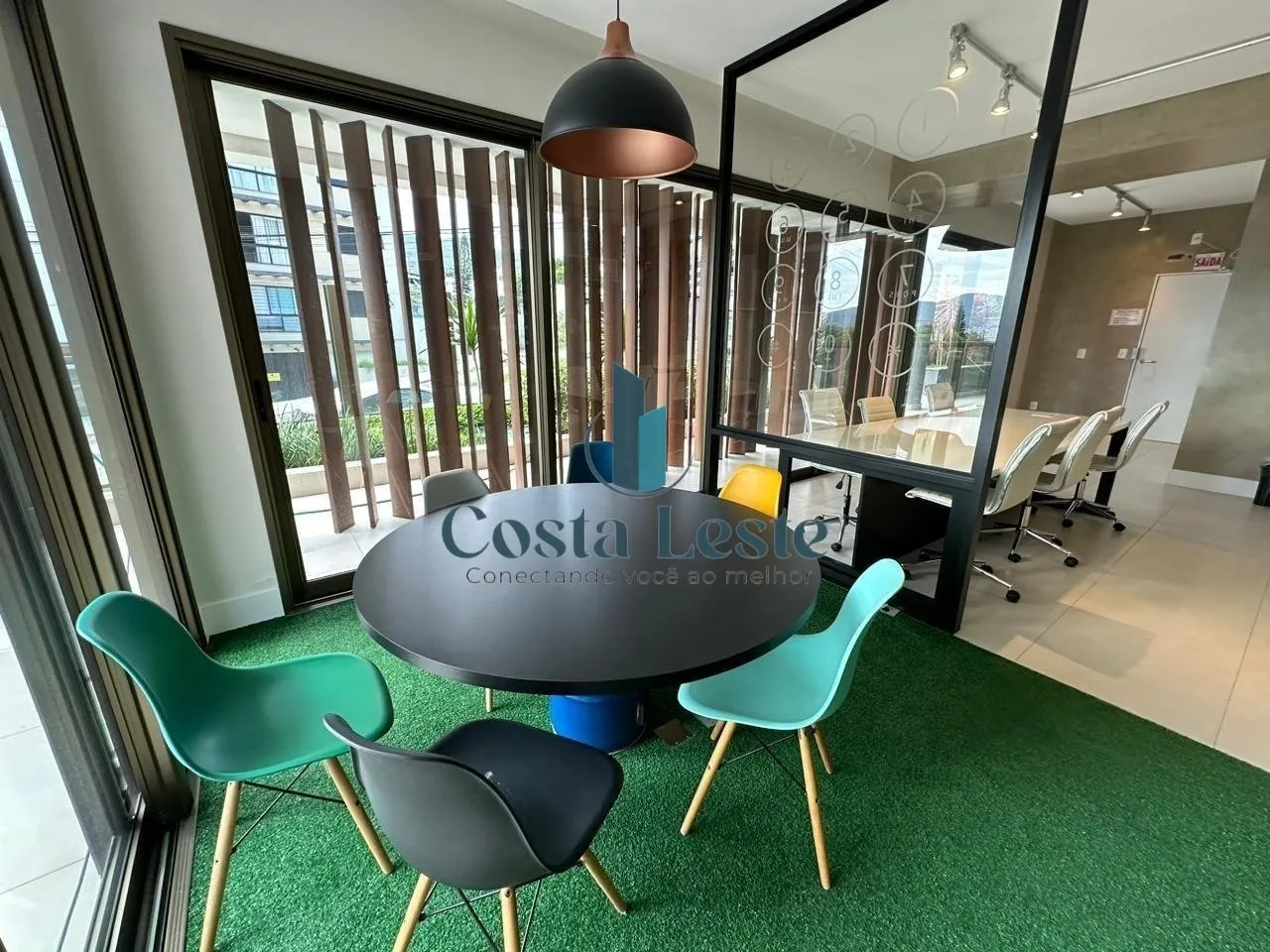 1 quarto e janelas do piso ao teto: apartamento de 60 m² — photo 31
