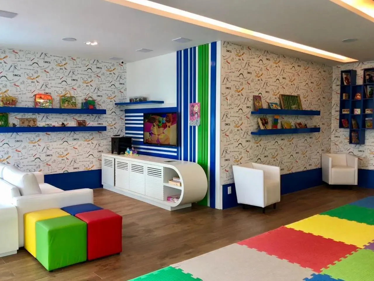 Furnished 1-bedroom apartment with 1 parking space 109 m² — photo 38