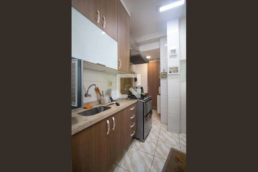 Apartamento de 120 m² com box de vidro no banho — photo 2