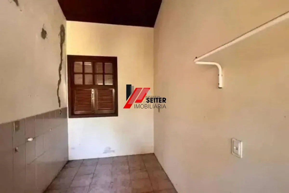 House with 3 bedrooms, 2 en-suites, 5 bathrooms — photo 5