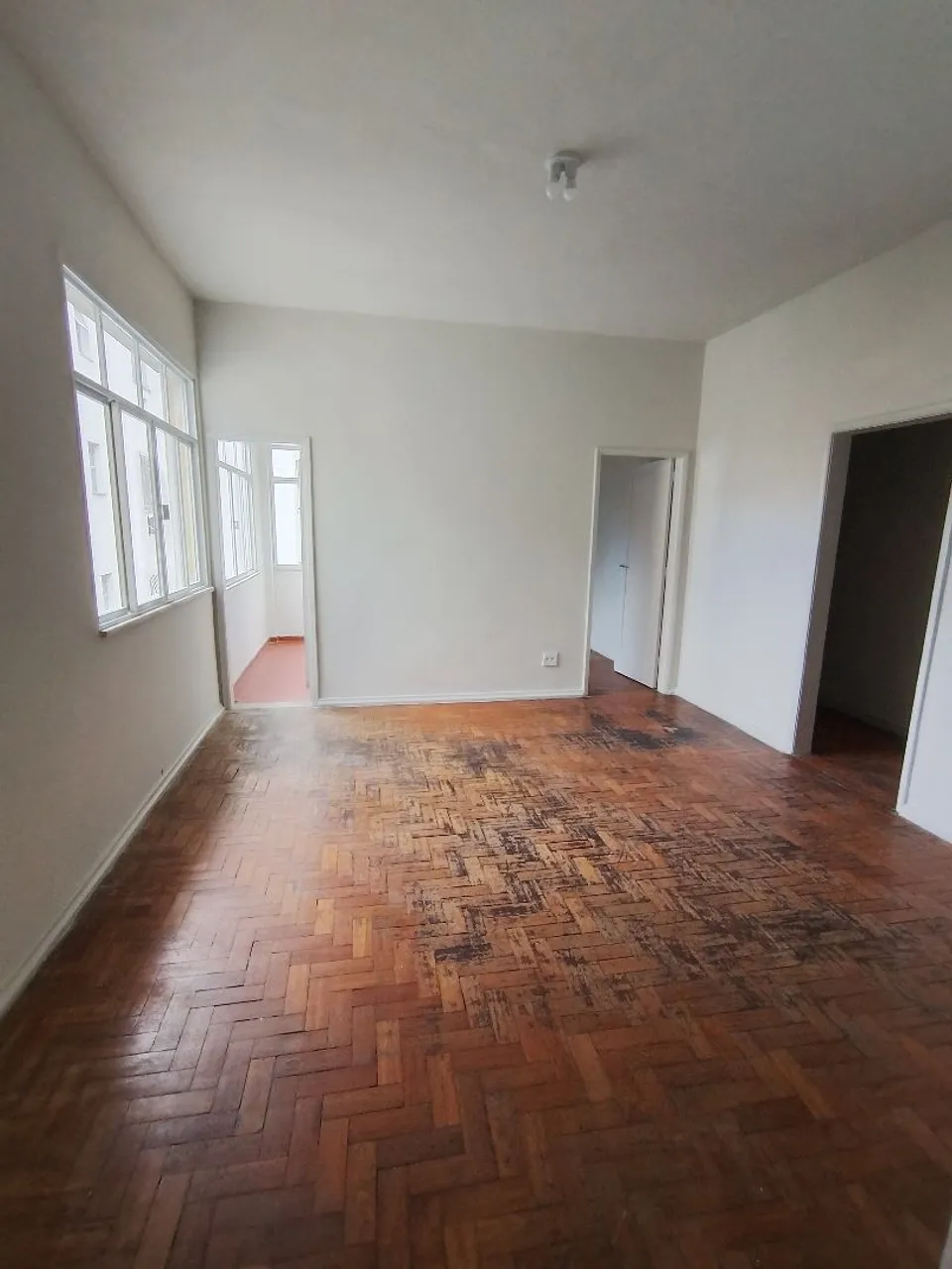 Apartamento com piso de madeira ou laminado, Rio Comprido — photo 2
