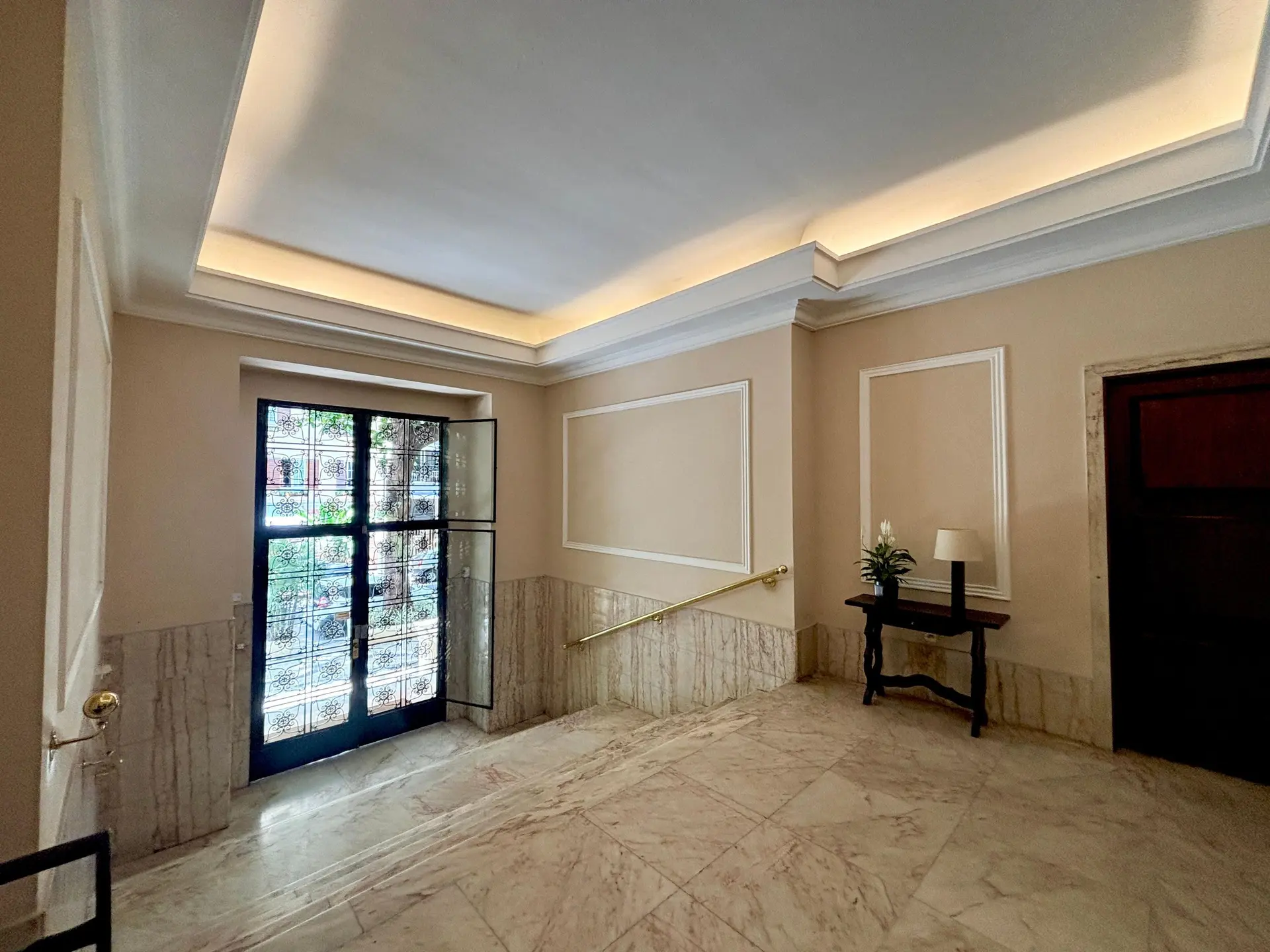 3-bedroom apartment with 2 bathrooms — photo 74