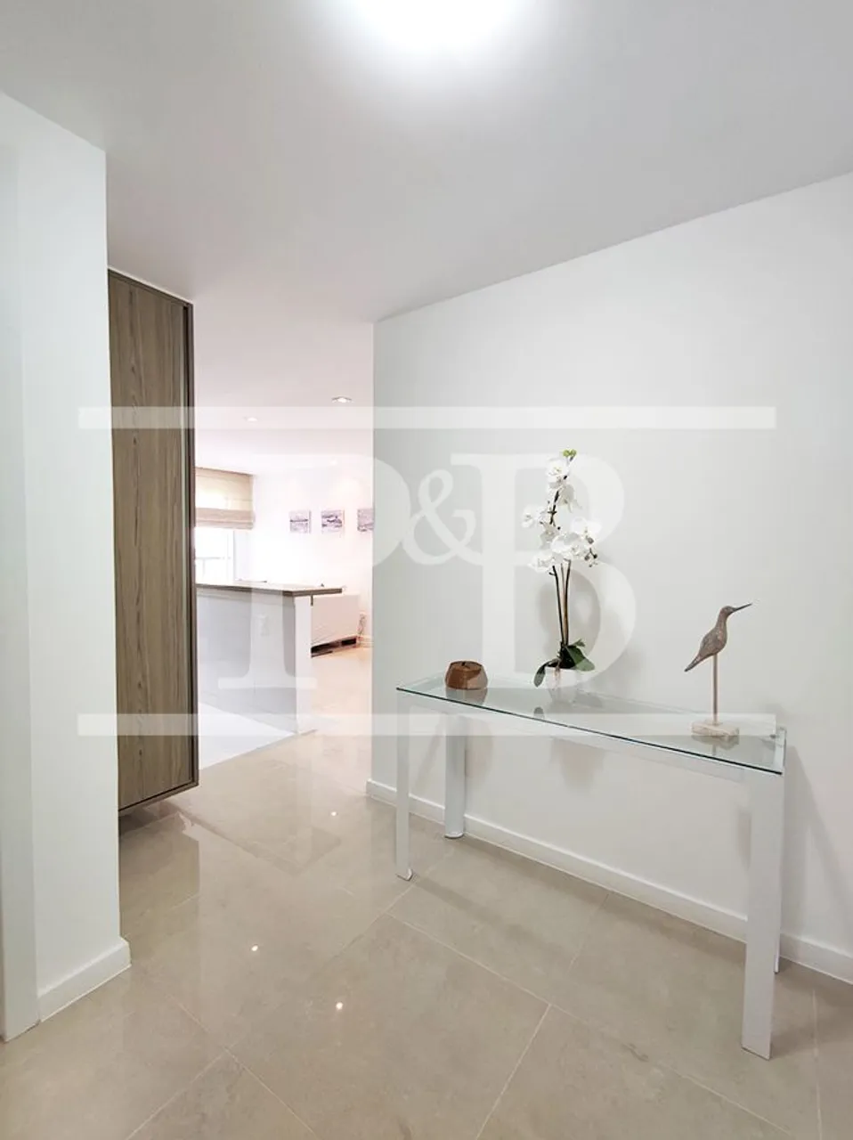 Furnished apartment with 2 bedrooms and 2 bathrooms — photo 19