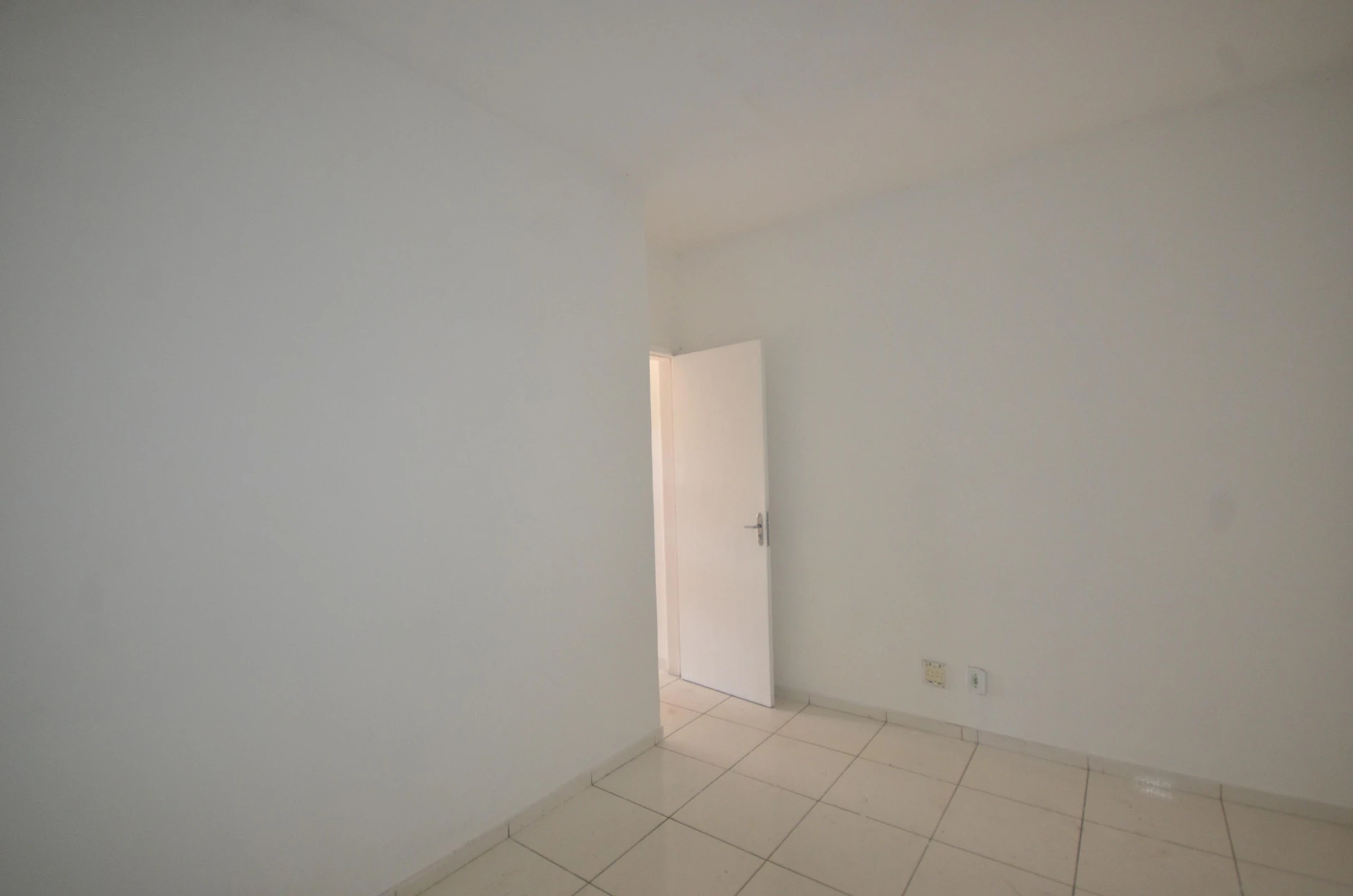 2-bedroom house with a bathtub in Rio de Janeiro — photo 35