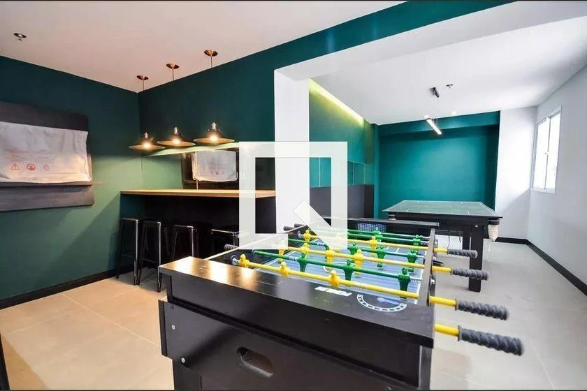 Wood or laminate floors in a 2-bedroom apartment, 45 m² — photo 8