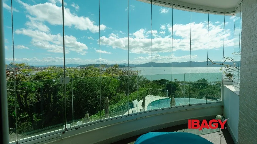 Furnished 454 m² apartment with a gourmet balcony — photo 34