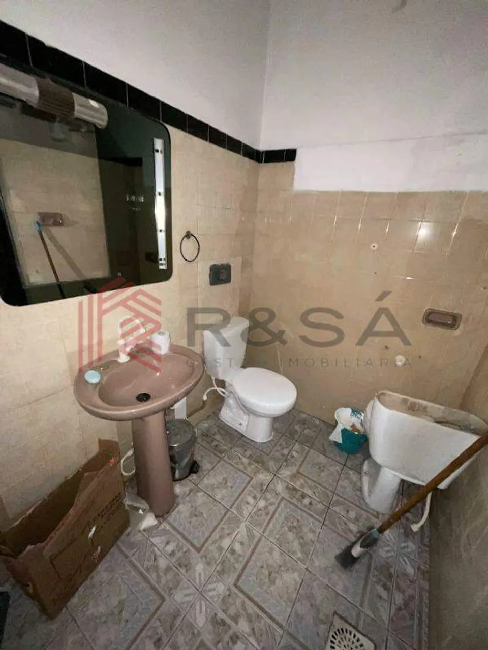 Rental house with 2 bedrooms and 1 bathroom — photo 16
