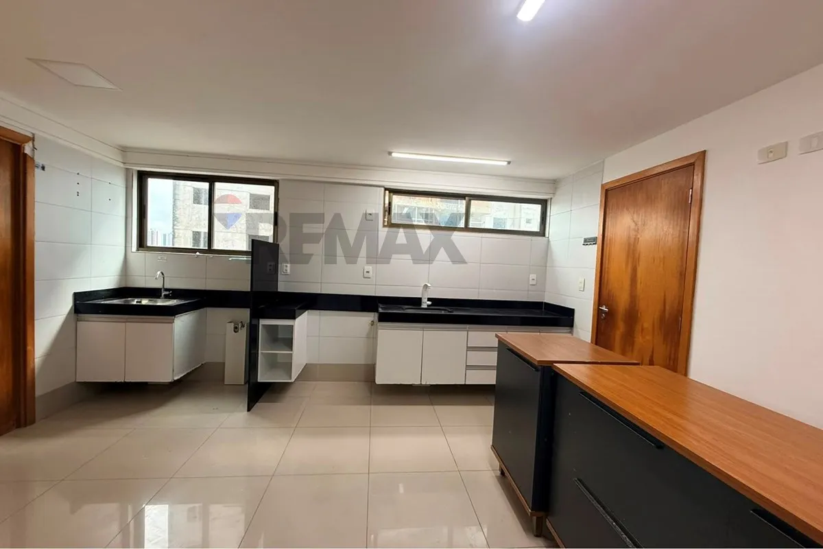 Квартира 149 м²: 4 спальни и 3 собственные ванные — photo 2