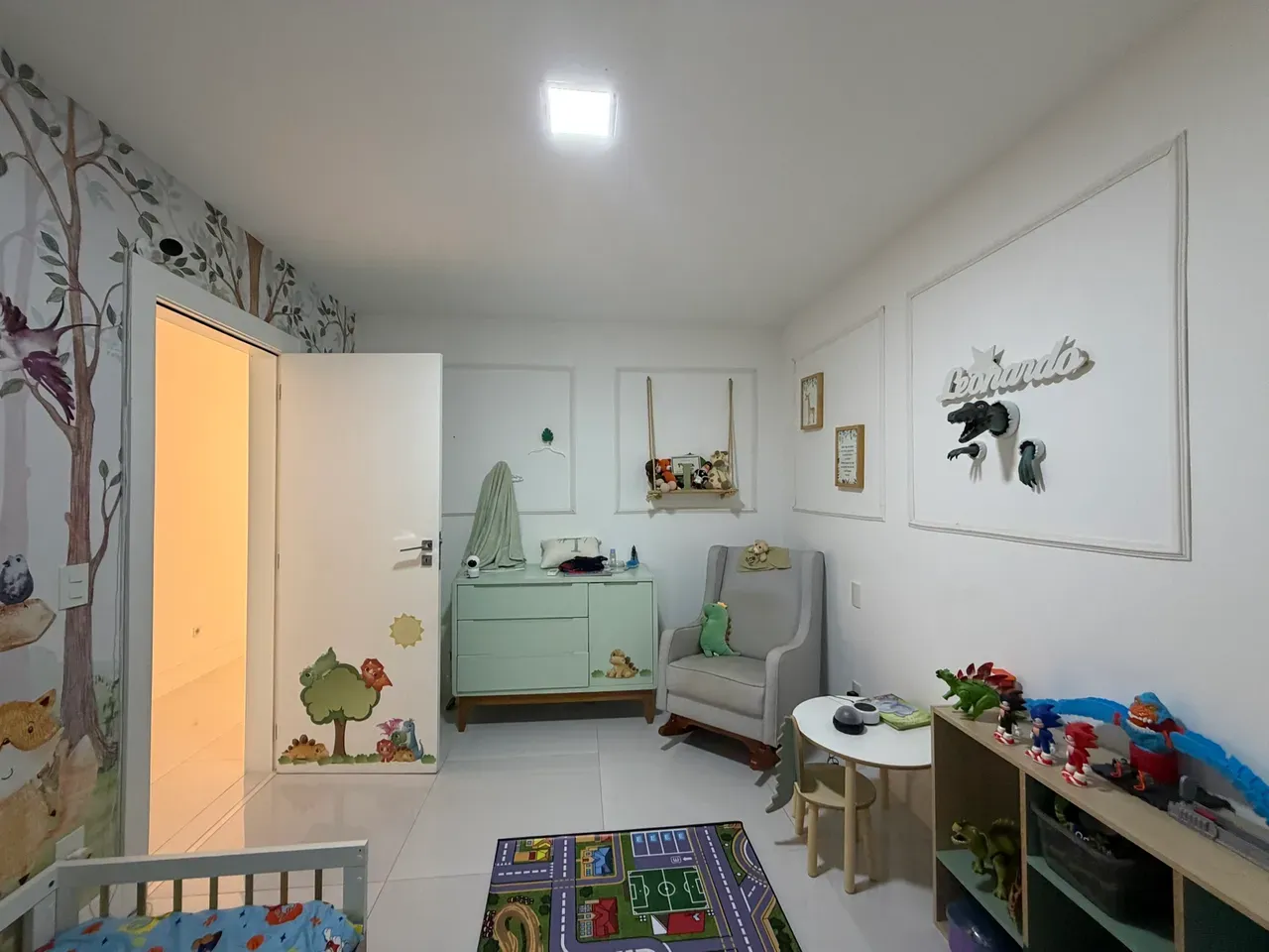 Furnished house with 4 bedrooms and 5 bathrooms — photo 37