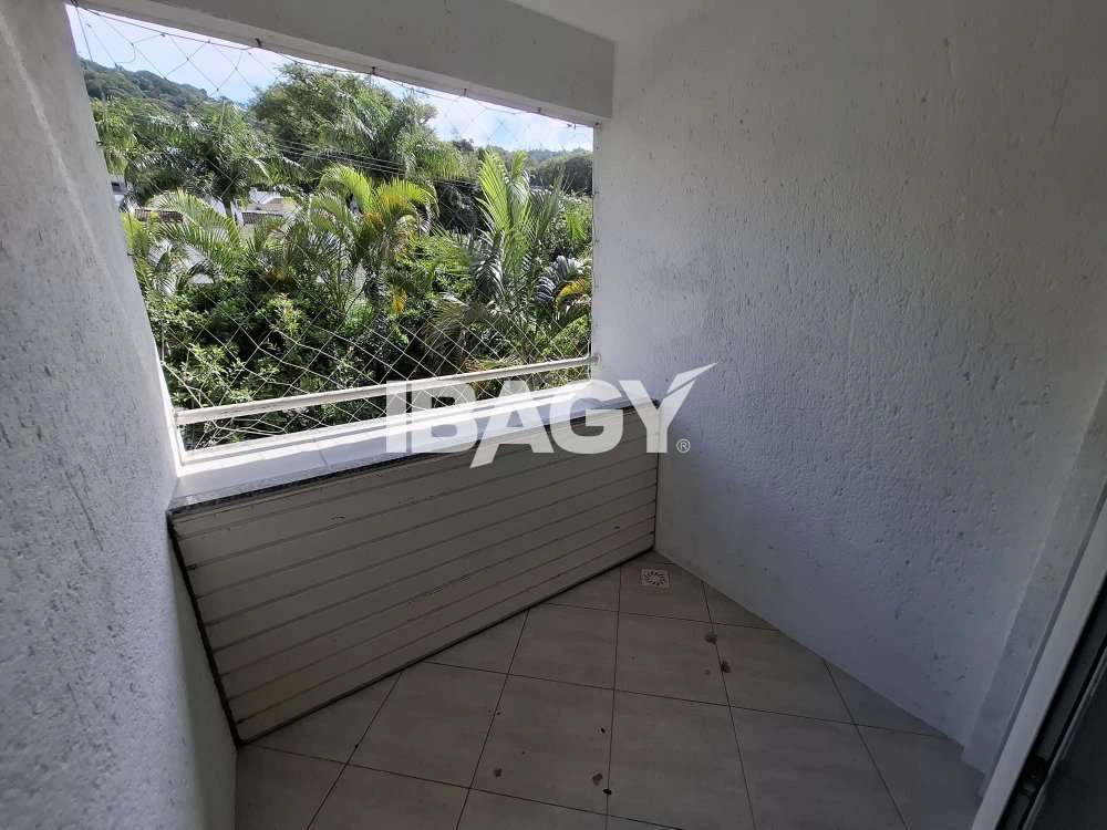 Apartamento de 3 dormitorios con lavandería y parrilla privada — photo 3