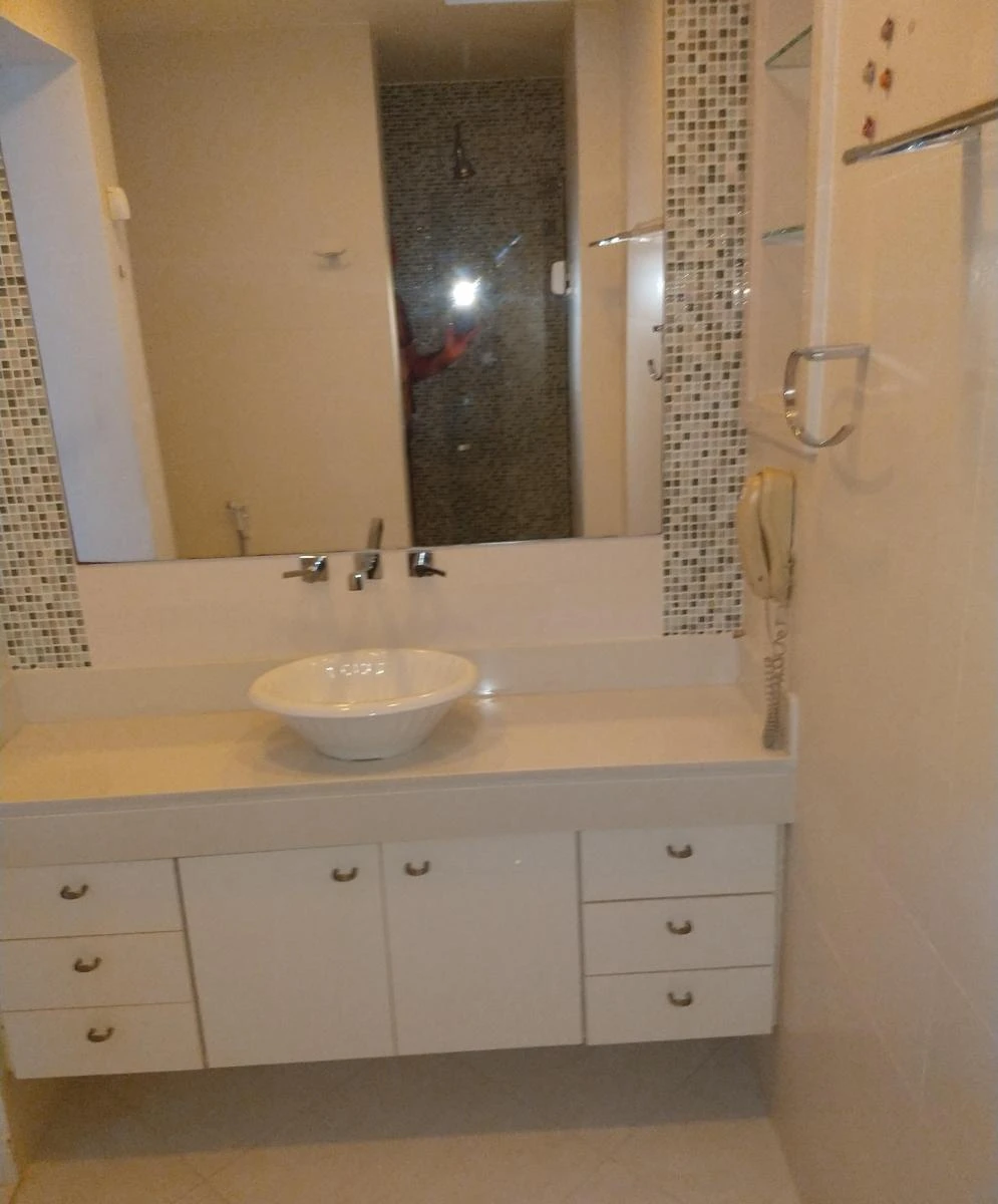 Casa mobiliada com 6 quartos e piscina aberta compartilhada — photo 25