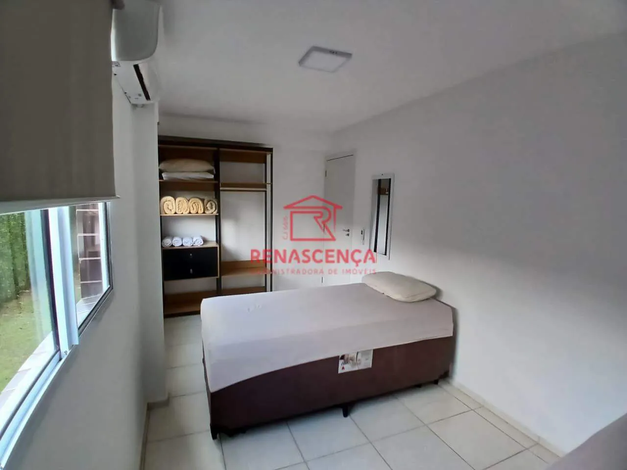 Apartamento amueblado de 2 dormitorios y cocina integrada — photo 3