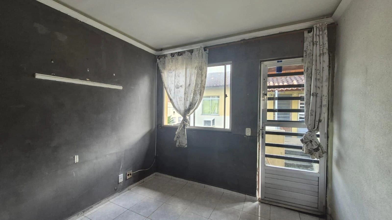 Apartamento sem mobília com 2 quartos e box de vidro — photo 10