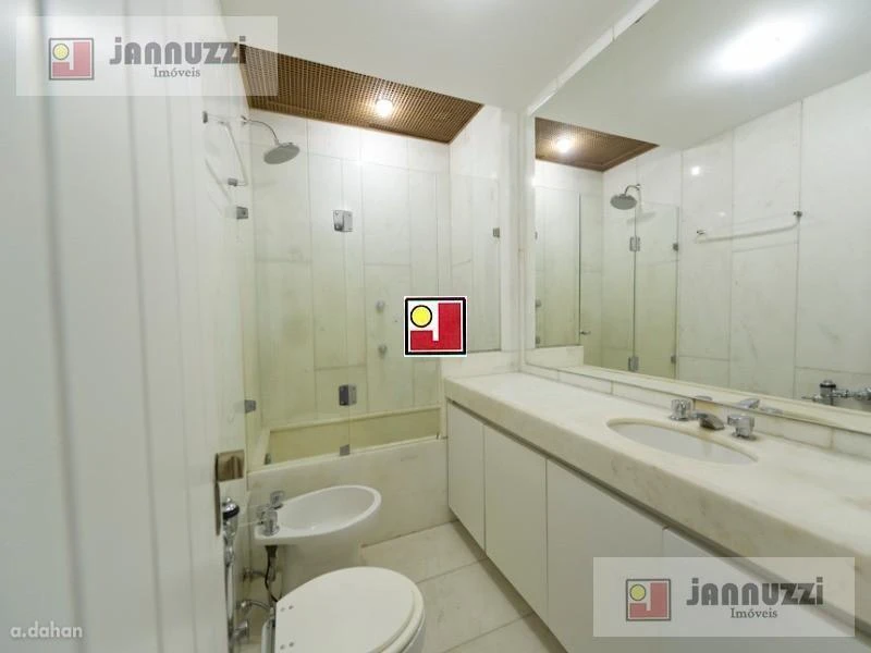 Water view in a 4-bedroom apartment, 319 m² — photo 29