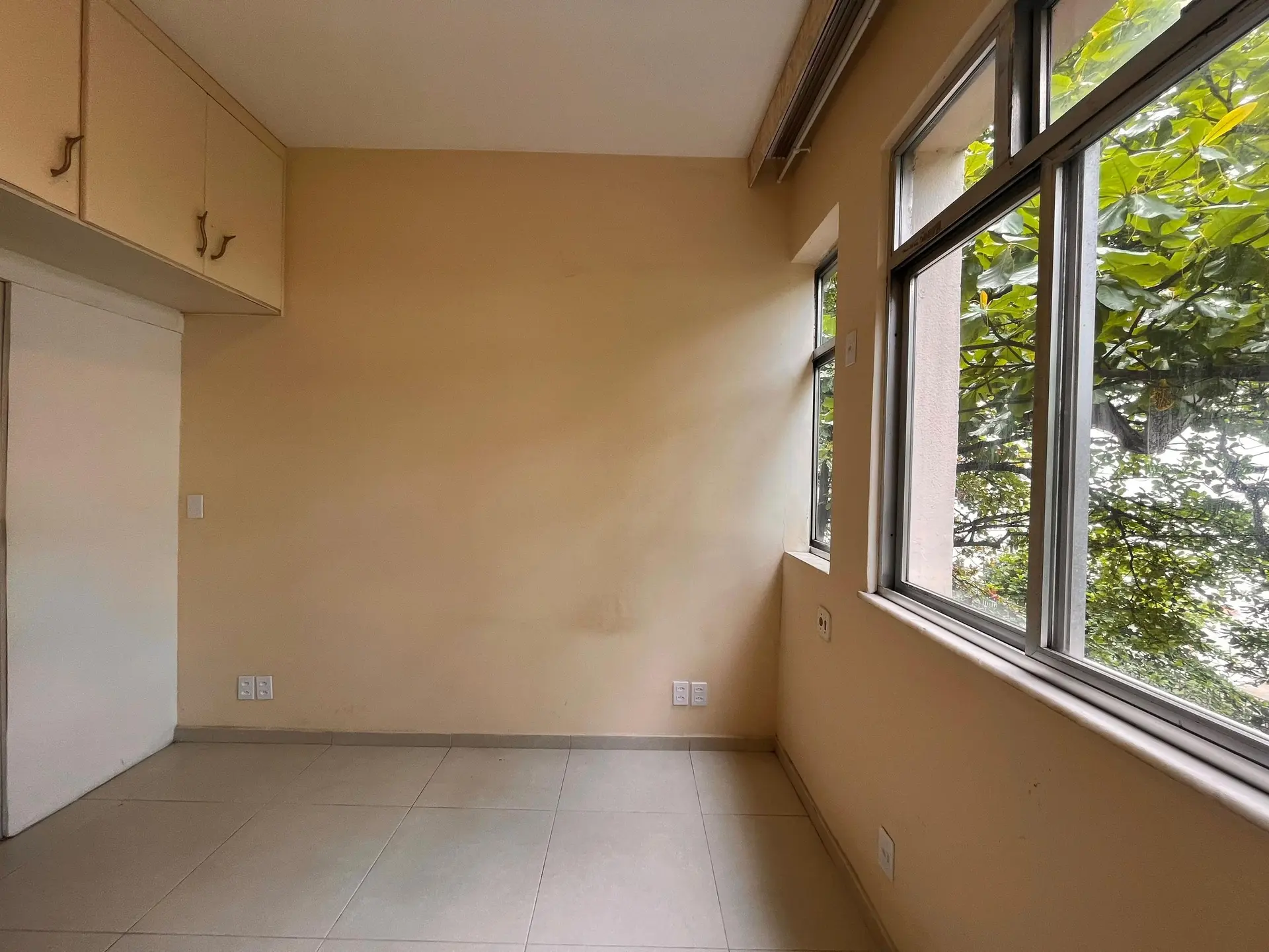 Home office in a 2-bedroom apartment, 78 m² — photo 17