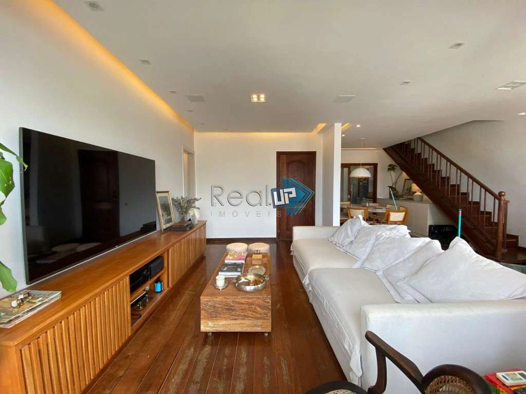 Мебльована квартира з 4 спальнями-сюїтами, 224 м² — photo 13