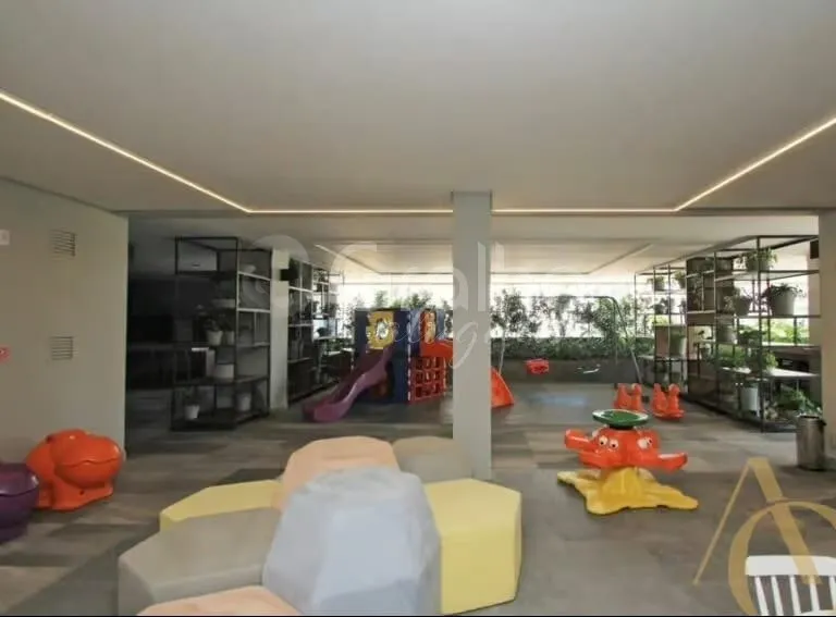 Furnished 57 m² studio with 1 bedroom and 1 bathroom — photo 31