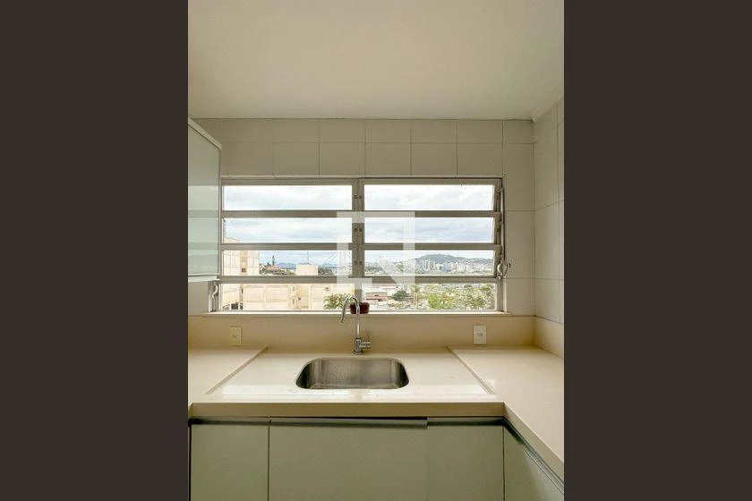 Furnished house, 250 m², with a bathtub — photo 16