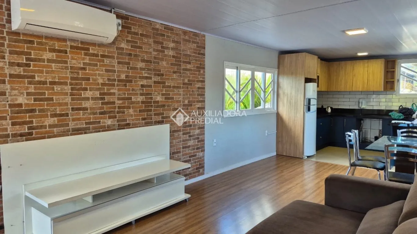 Furnished house, 100 m², with wood or laminate floors — photo 19