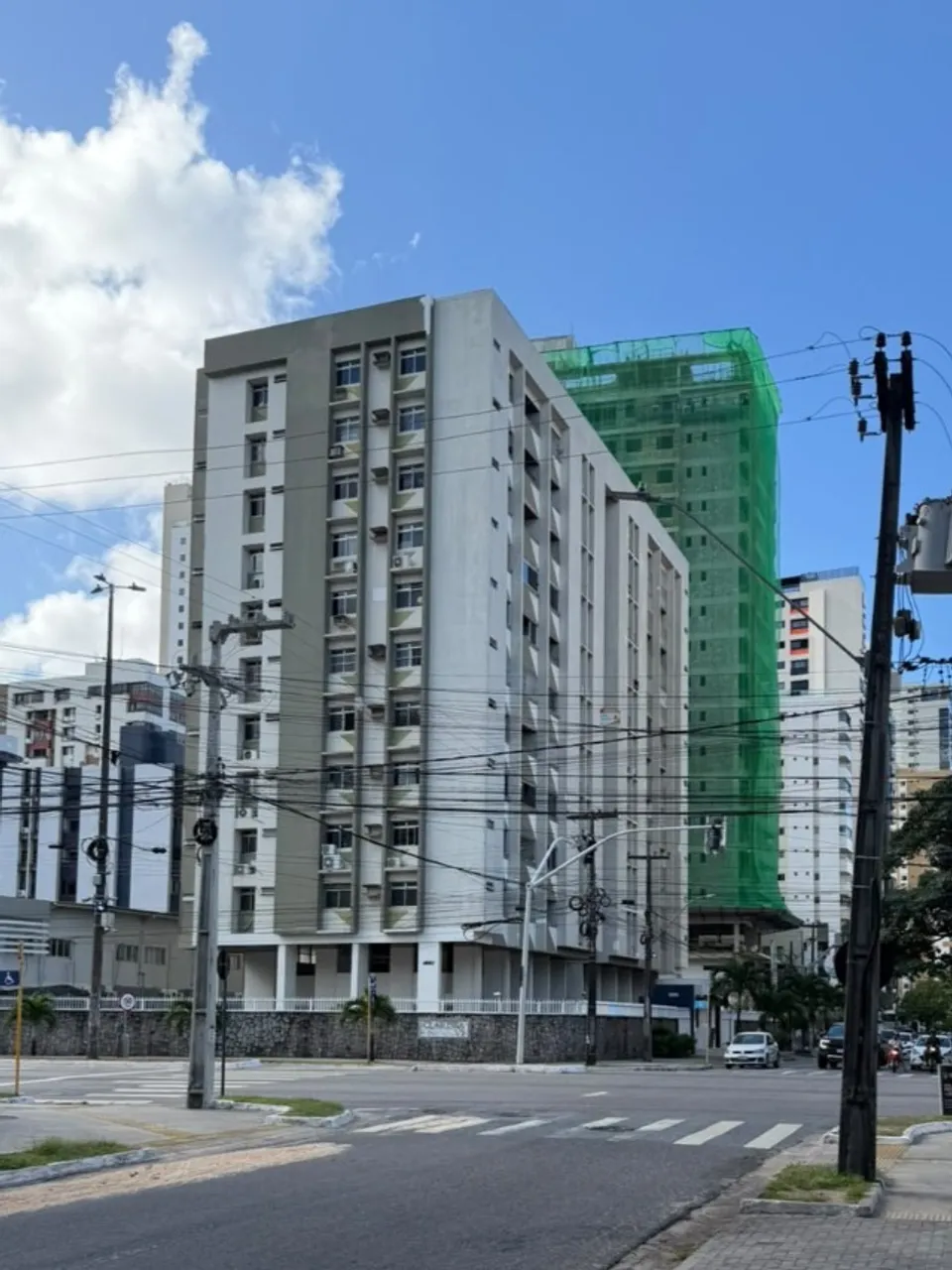 3-bedroom apartment with a home office in João Pessoa — photo 14