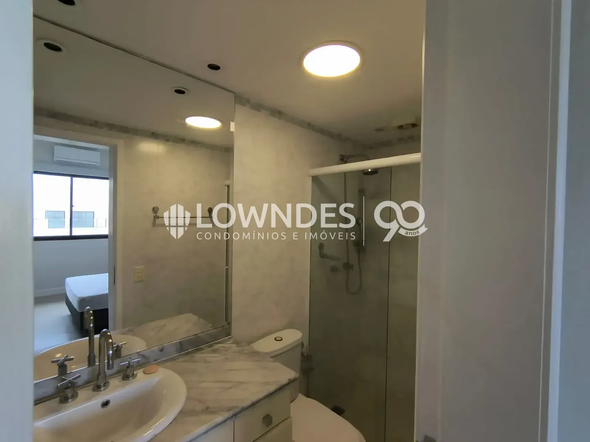 2-bedroom apartment with a home office in Rio de Janeiro — photo 34