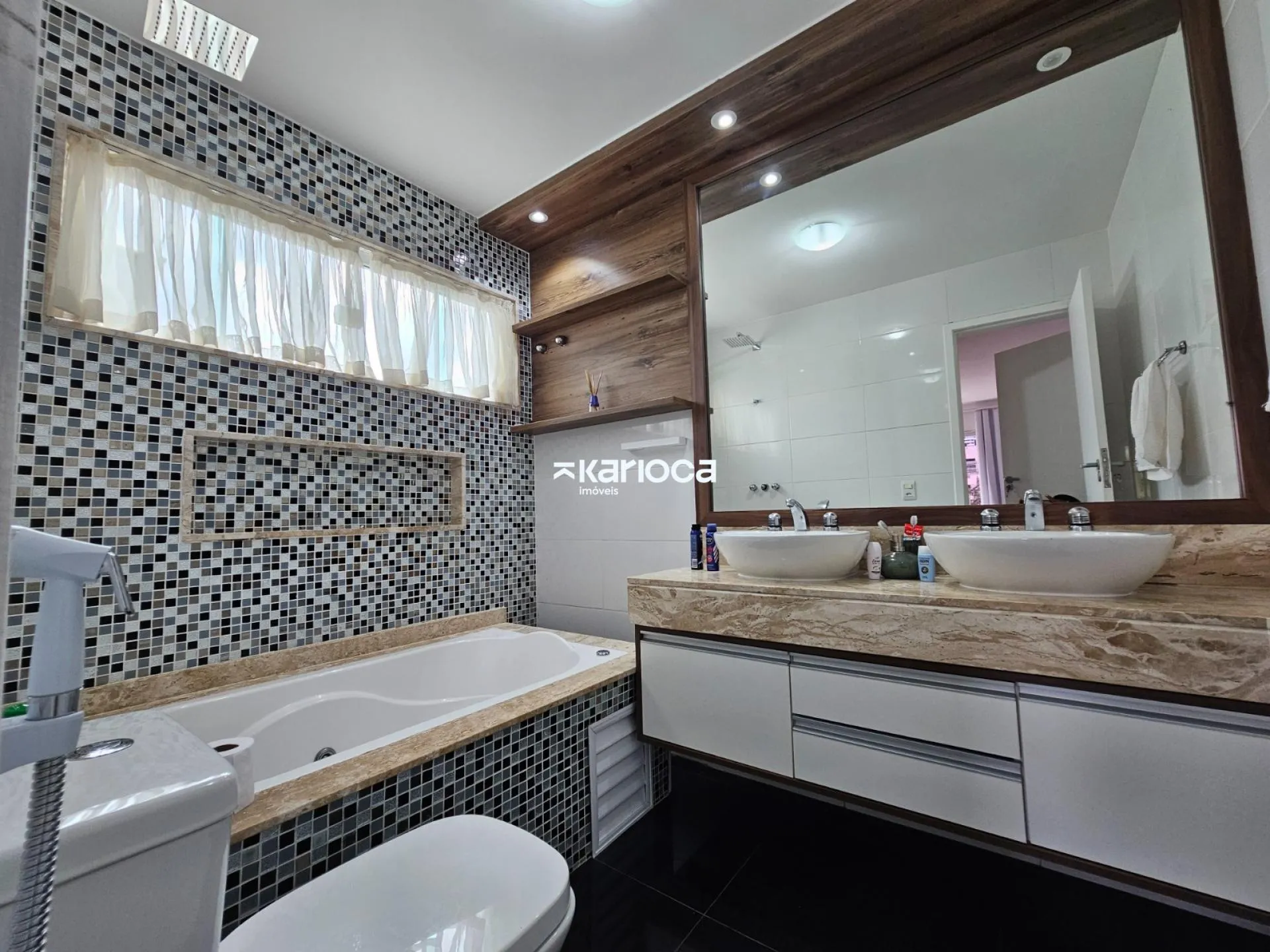 Furnished apartment with closed kitchen and 4 bedrooms — photo 37