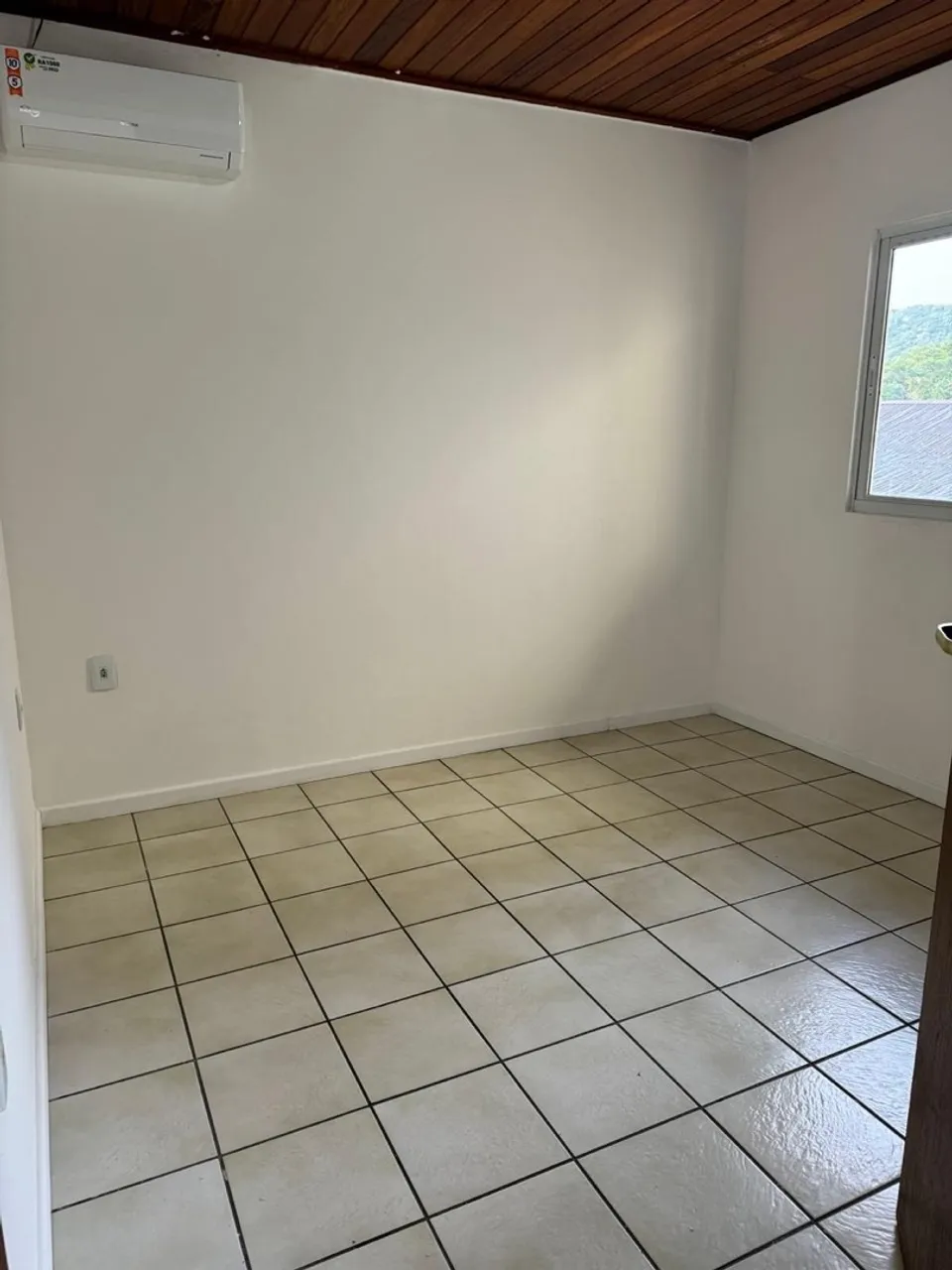 One-bedroom, 45 m² apartment in Florianópolis — photo 3
