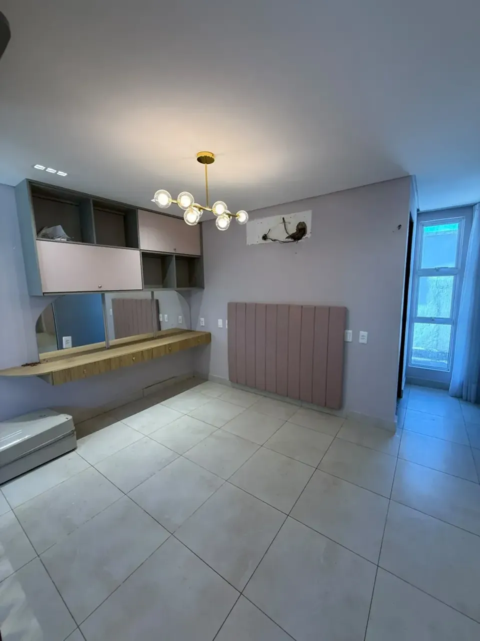 Floor-to-ceiling windows in a 5-bedroom house, 360 m² — photo 18