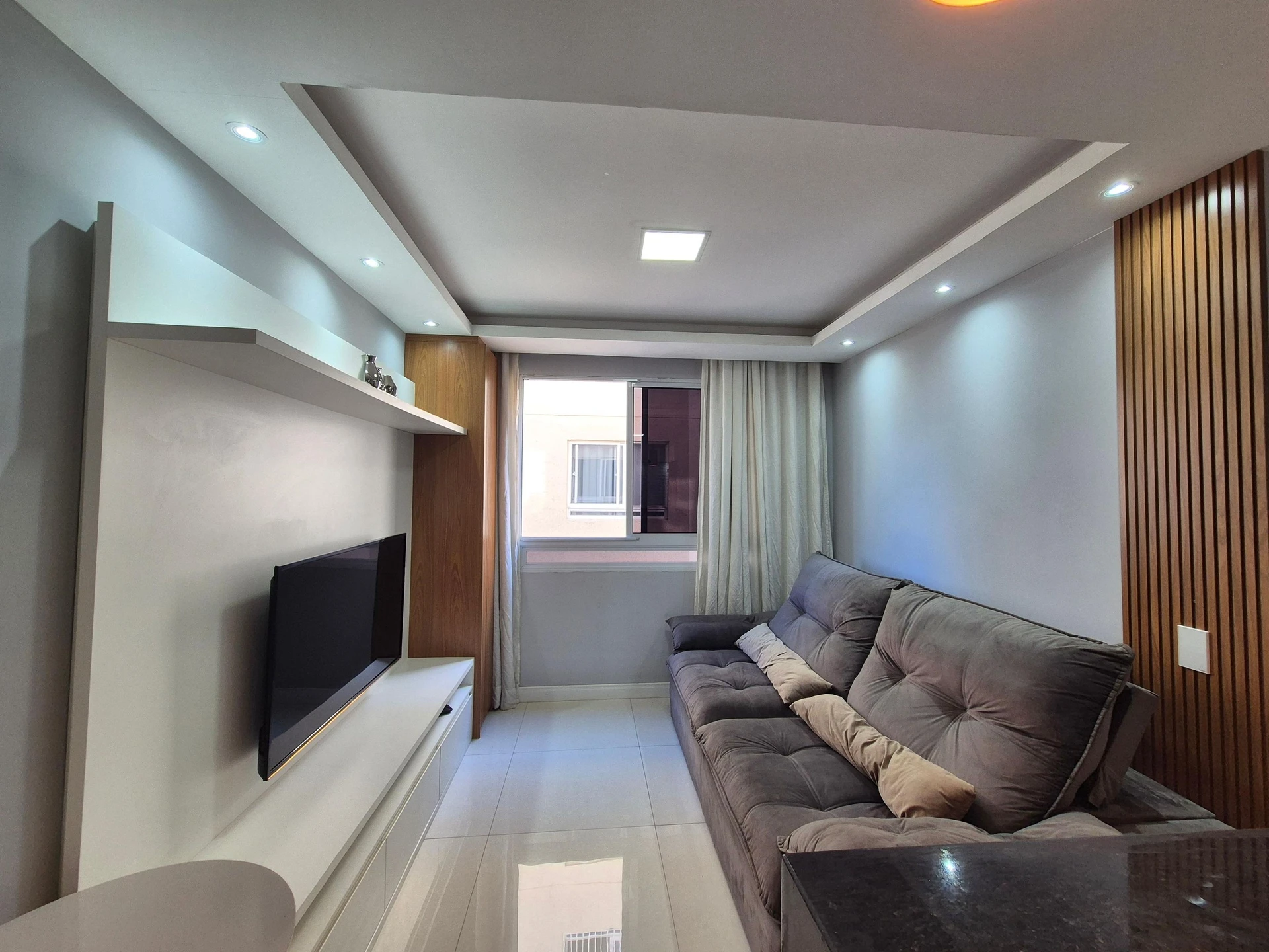 Furnished apartment with 2 bedrooms and 1 parking spot — photo 25