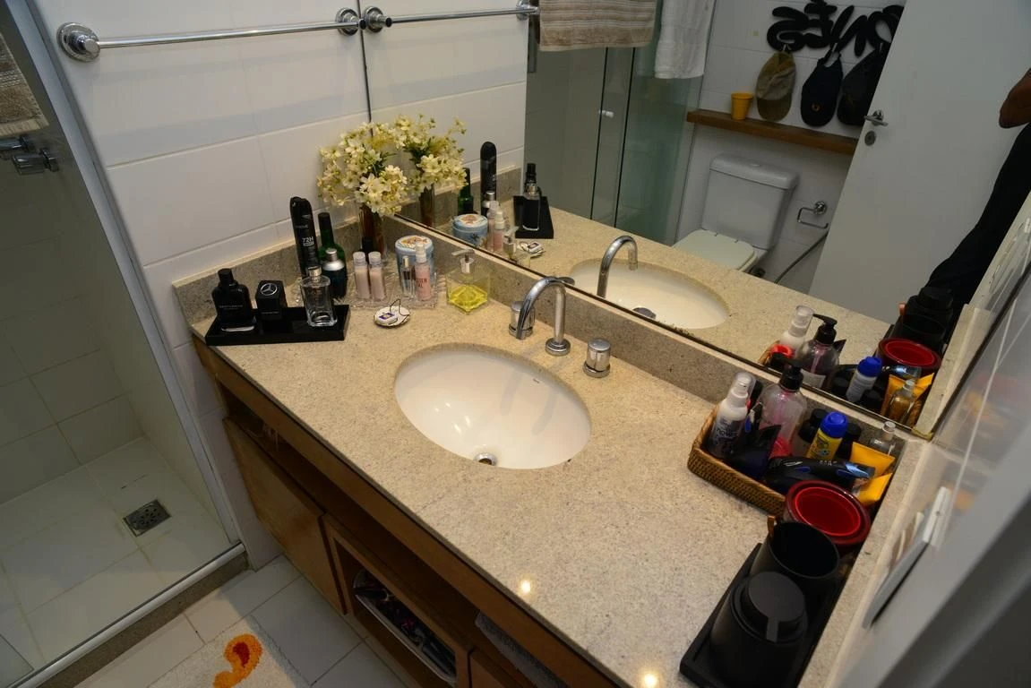 Furnished apartment with 4 en-suites and 5 bathrooms — photo 49