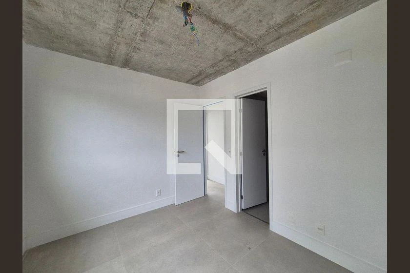 3-bedroom apartment with a mountain view in Rio de Janeiro — photo 19