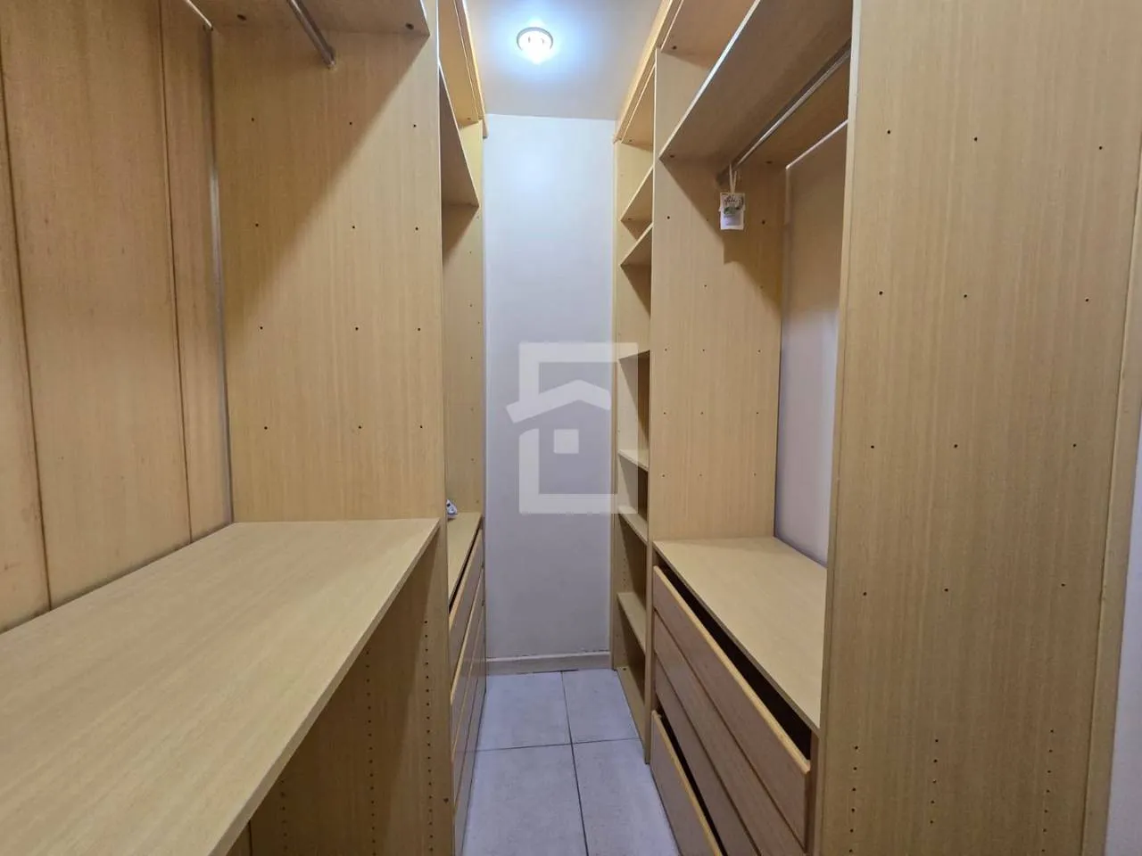 Ванна та 3 спальні: квартира 193 м² — photo 11