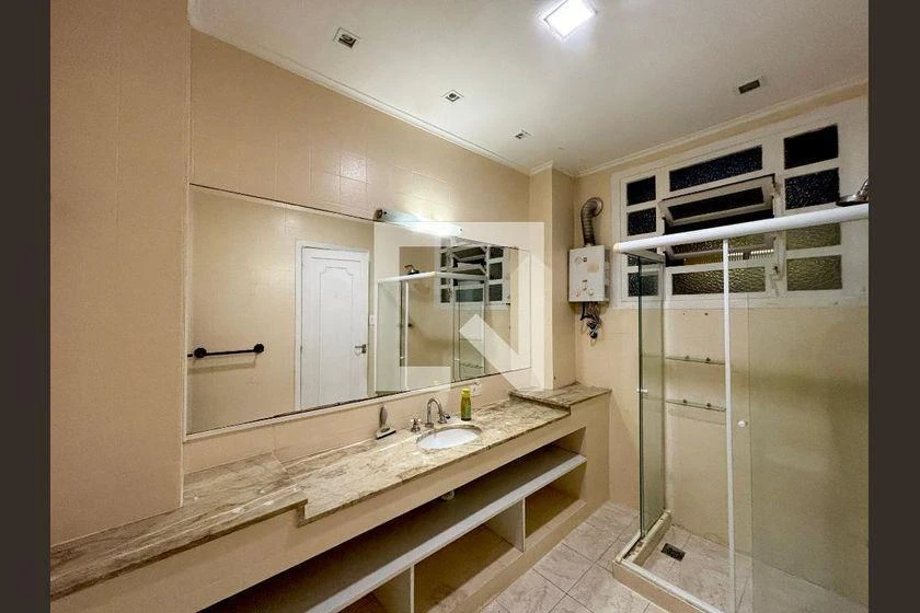 3-bedroom apartment with 216 m² and 2 bathrooms plus 1 parking — photo 48